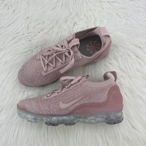 Women's Nike Air VaporMax 2021 Flyknit Sneakers